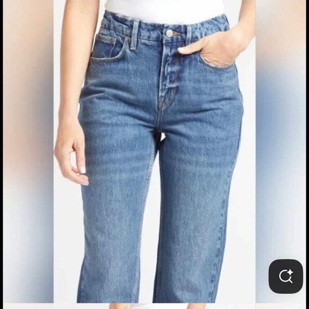 Good American 90’s Straight Leg Jeans